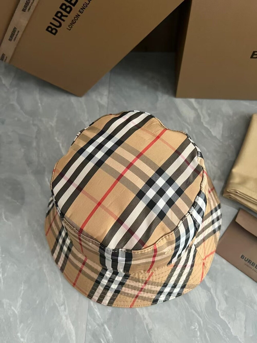 Burberry Vintage Check Bucket Hat - Picture 3 of 6
